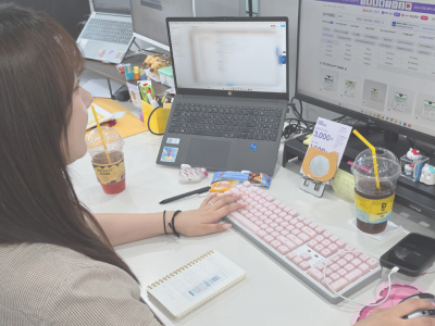 홈페이지_이나람_인터뷰 사진.png